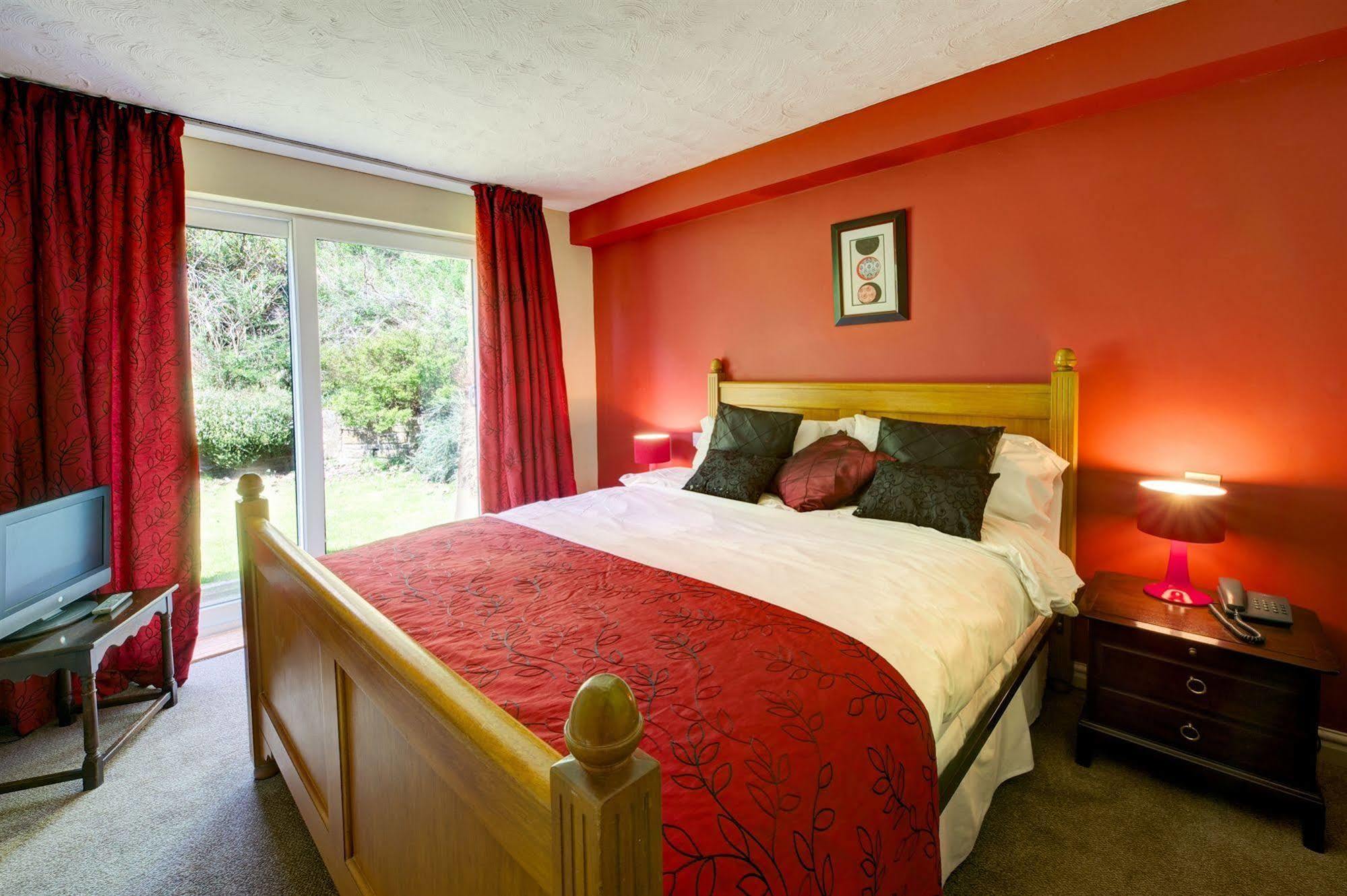 Clough Manor Hotel Denshaw Exterior foto